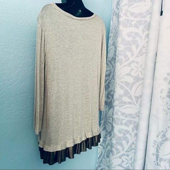 ACOS&A Cream Ruffled Long Sleeve Tunic Top Size Large - Picture 6 of 8